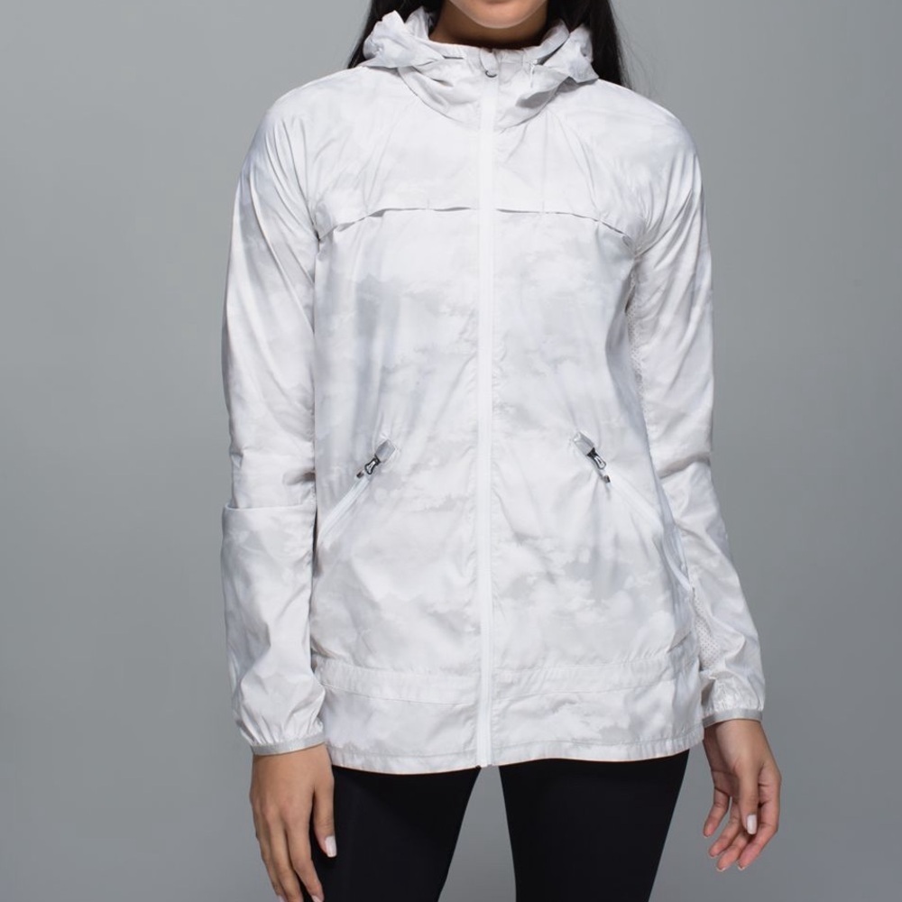 Lululemon Pack It Up Lightweight White Hooded Jacket Sz S